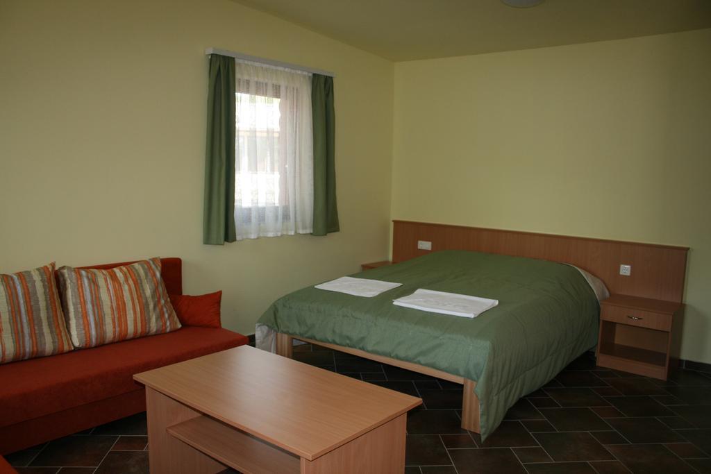 Matra Kemping Apartmanok Mátrafüred Cameră foto